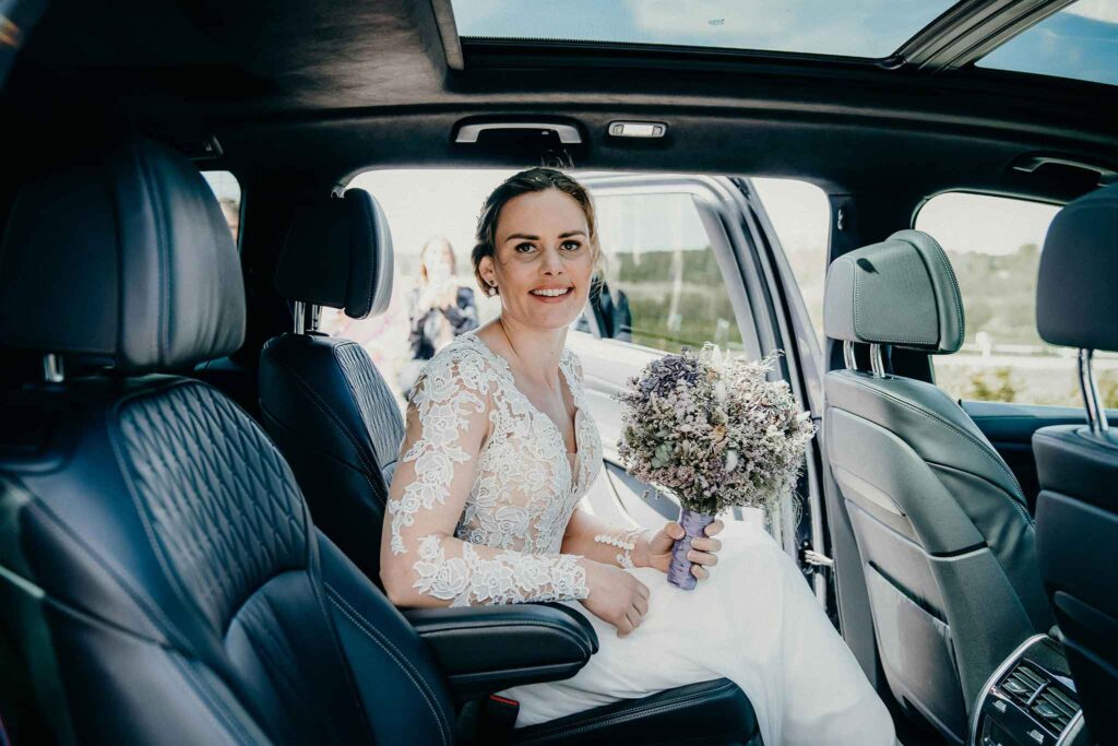 wedding-luxury-car-transportation